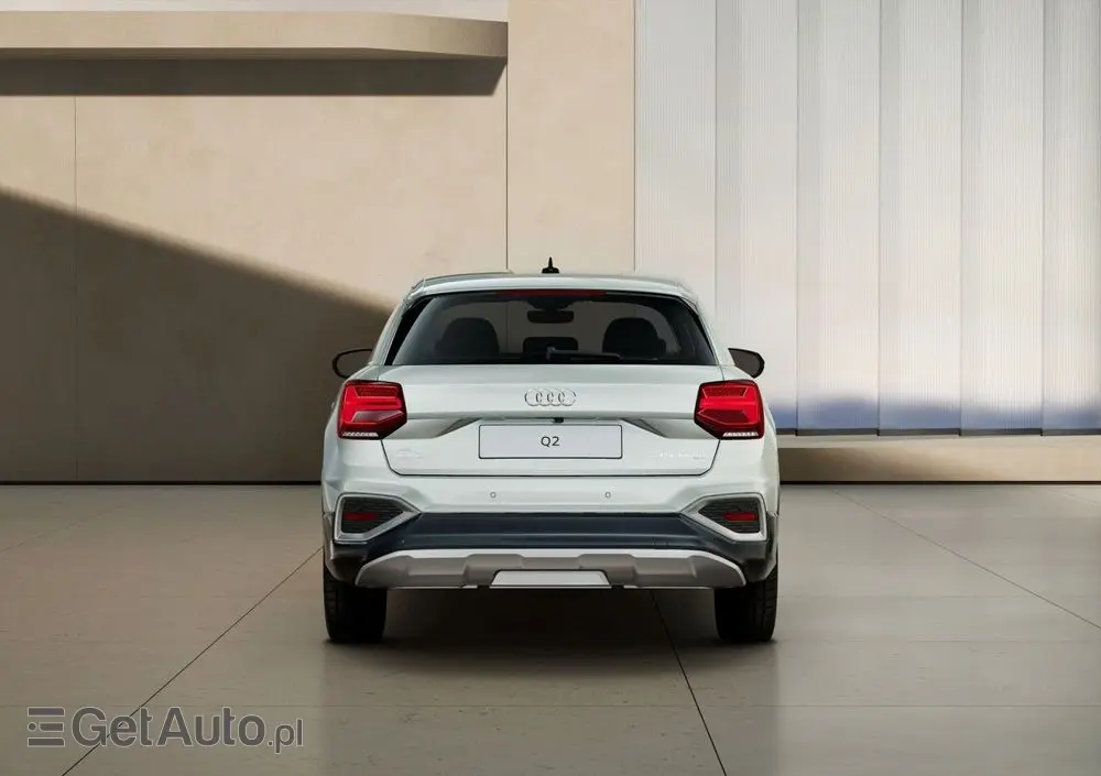 AUDI Q2 