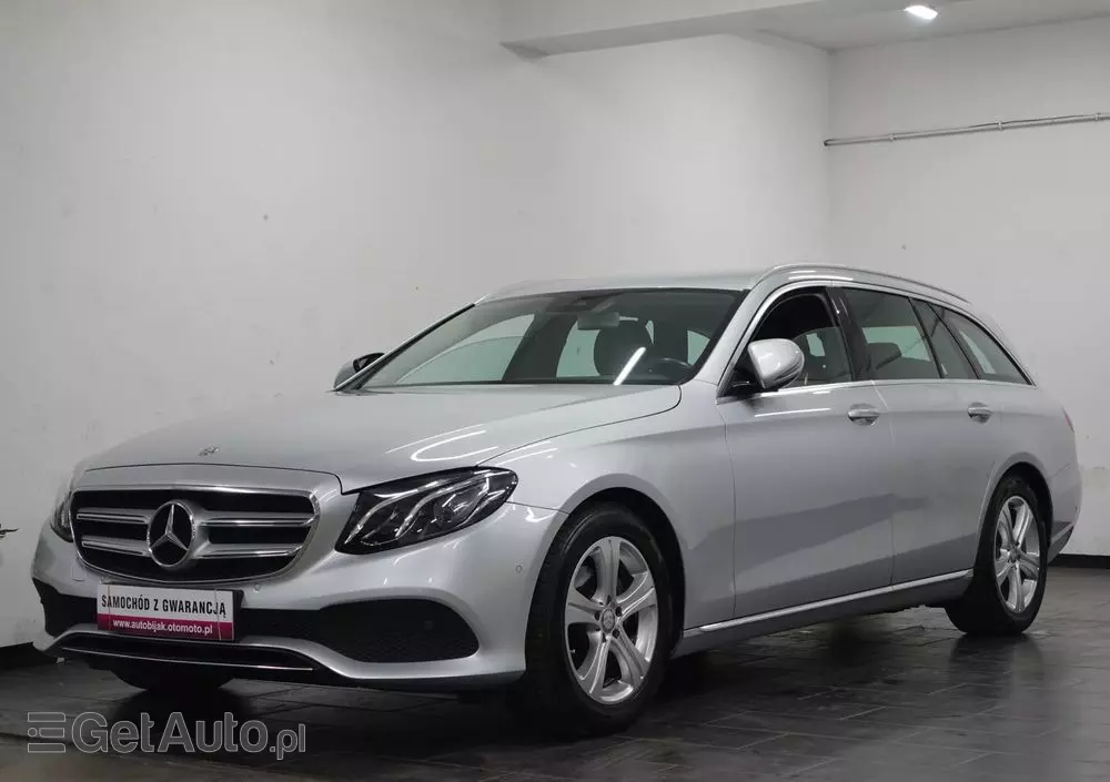 MERCEDES-BENZ Klasa E 220 d T 9G-TRONIC