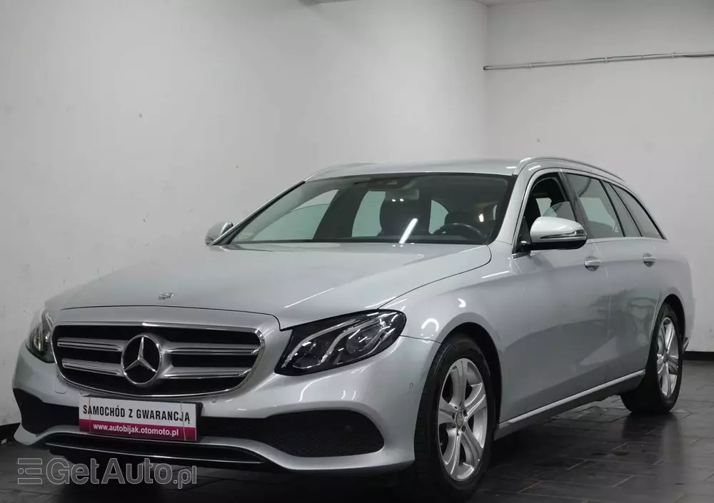 MERCEDES-BENZ Klasa E 220 d T 9G-TRONIC