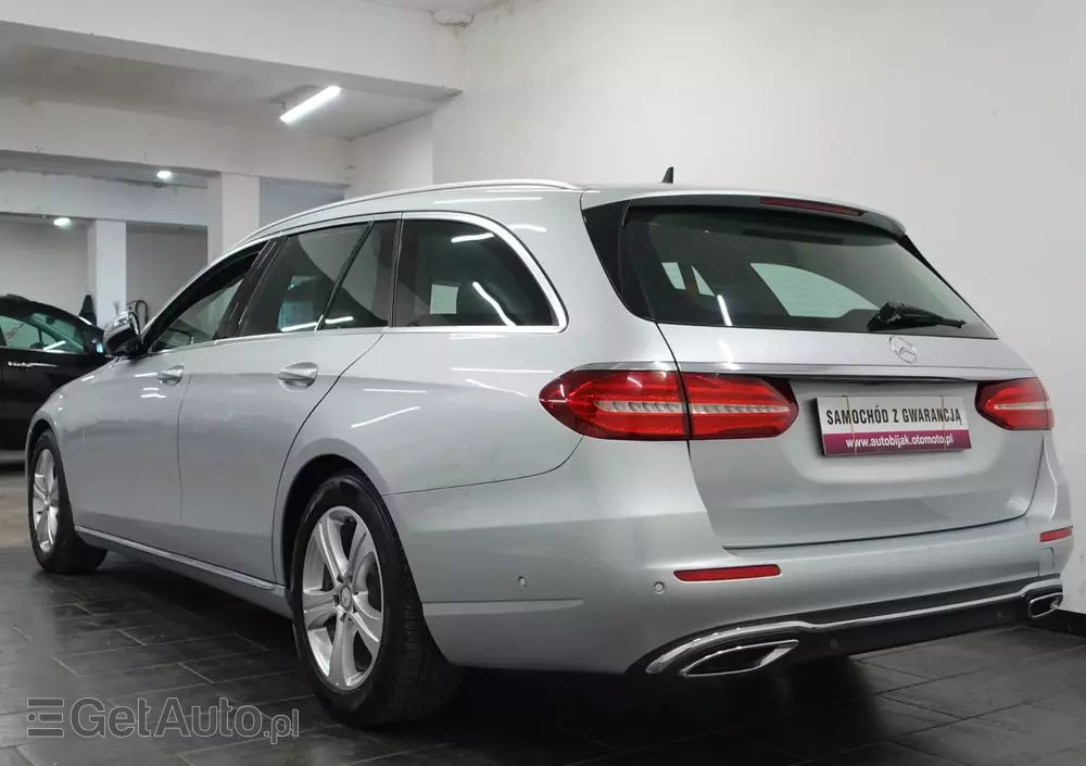 MERCEDES-BENZ Klasa E 220 d T 9G-TRONIC