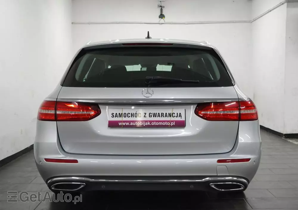 MERCEDES-BENZ Klasa E 220 d T 9G-TRONIC