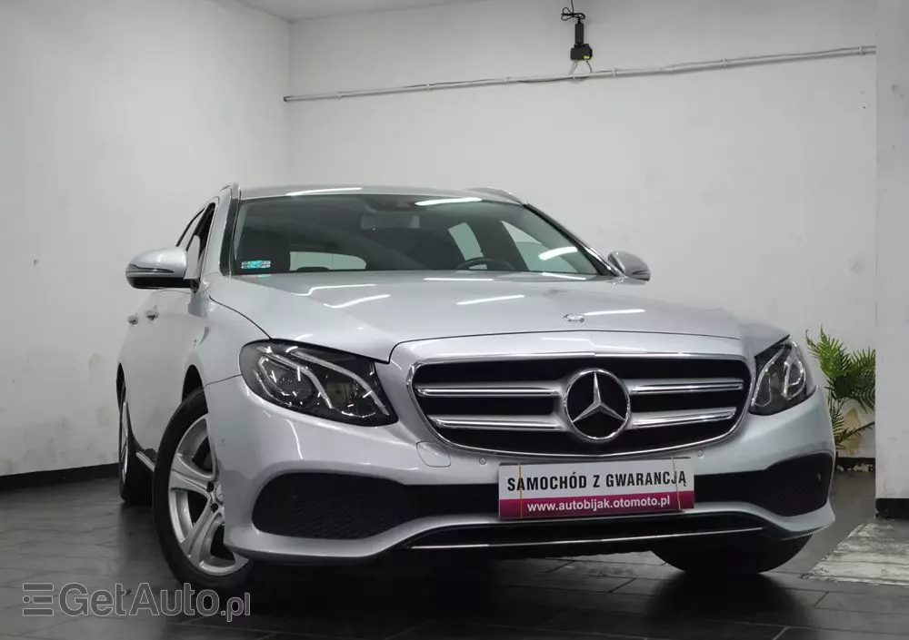 MERCEDES-BENZ Klasa E 220 d T 9G-TRONIC