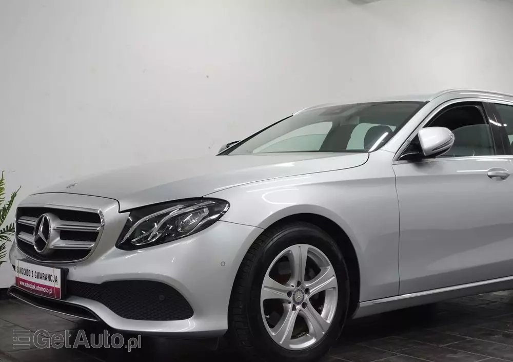 MERCEDES-BENZ Klasa E 220 d T 9G-TRONIC