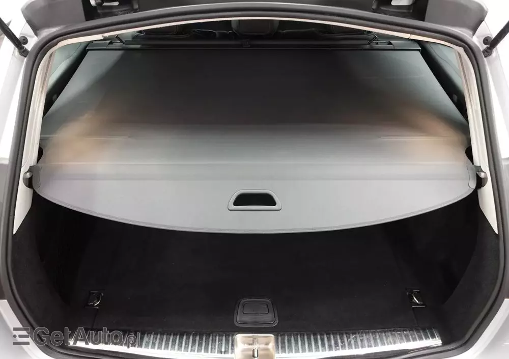 MERCEDES-BENZ Klasa E 220 d T 9G-TRONIC