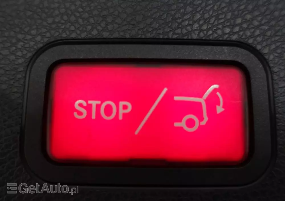 MERCEDES-BENZ Klasa E 220 d T 9G-TRONIC