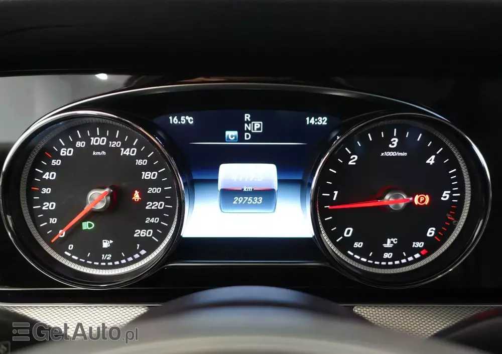 MERCEDES-BENZ Klasa E 220 d T 9G-TRONIC