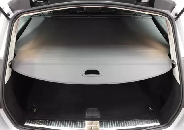 MERCEDES-BENZ Klasa E 220 d T 9G-TRONIC