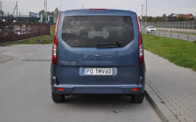 FORD Tourneo Connect Grand 