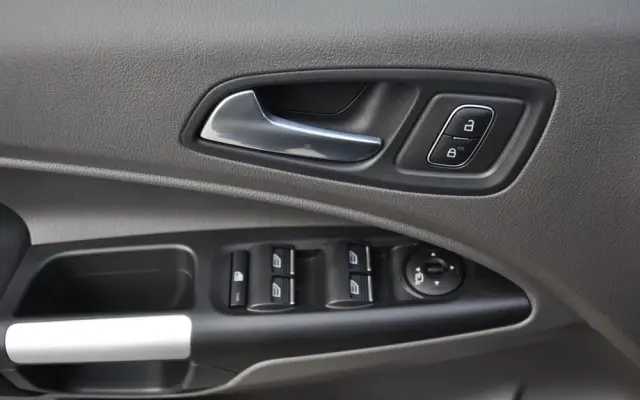 FORD Tourneo Connect Grand 