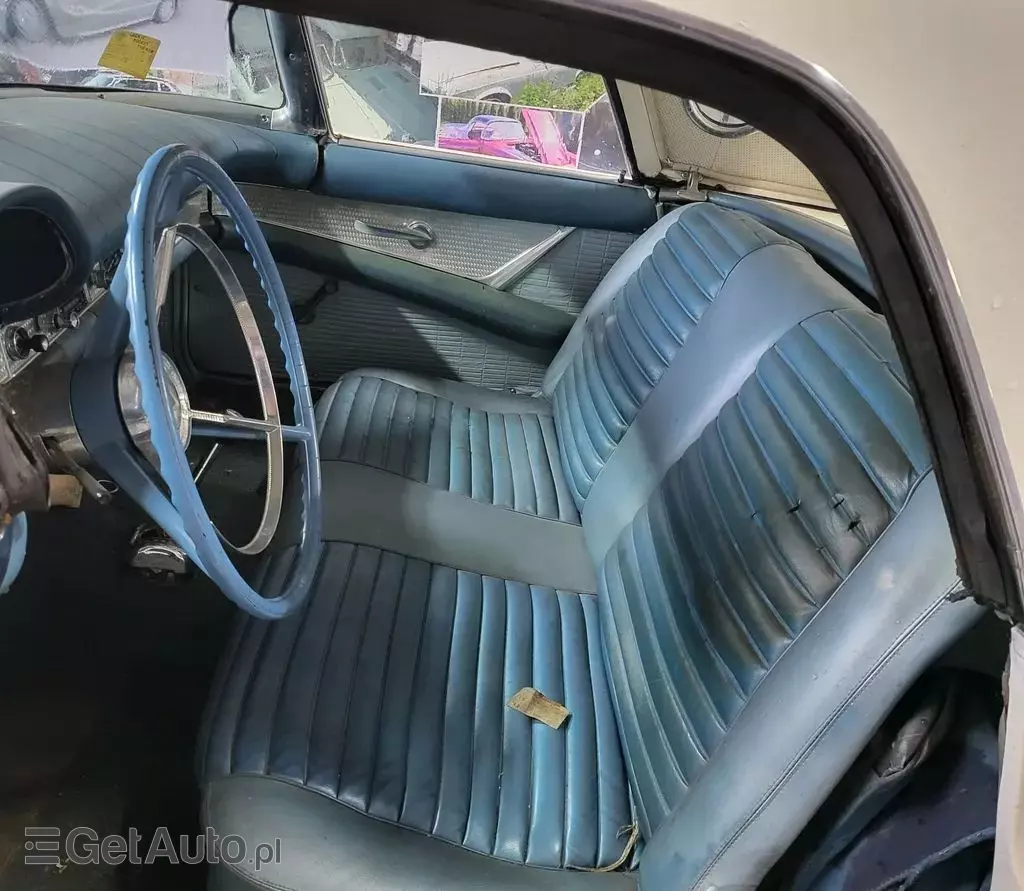 FORD Thunderbird 