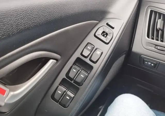 HYUNDAI Ix35 2.0 2WD Style