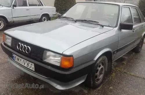 AUDI 80 