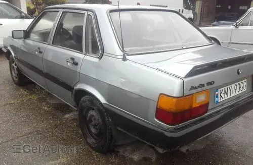 AUDI 80 