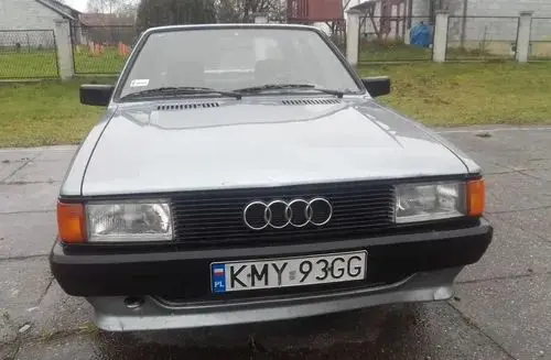 AUDI 80 