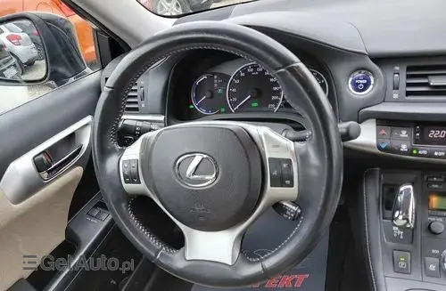 LEXUS CT 