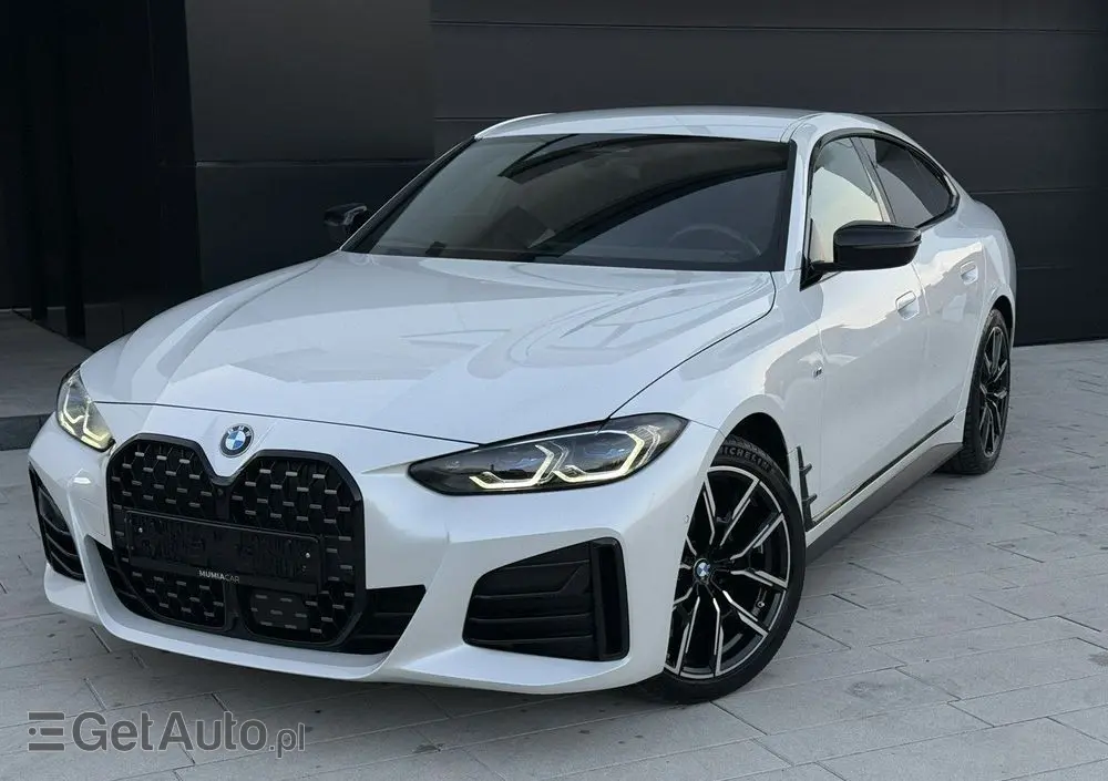 BMW Seria 4 420d xDrive Sport-Aut M Sport