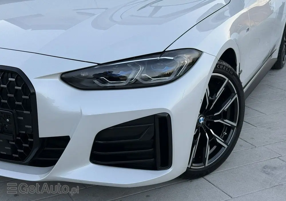 BMW Seria 4 420d xDrive Sport-Aut M Sport