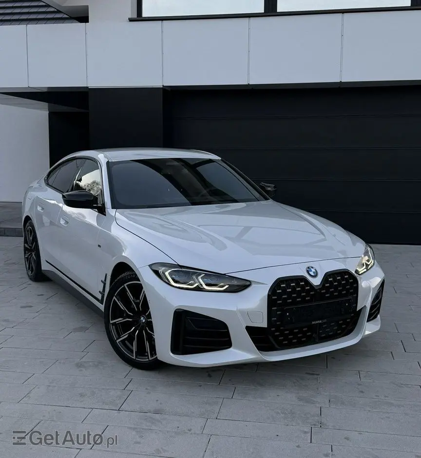 BMW Seria 4 420d xDrive Sport-Aut M Sport