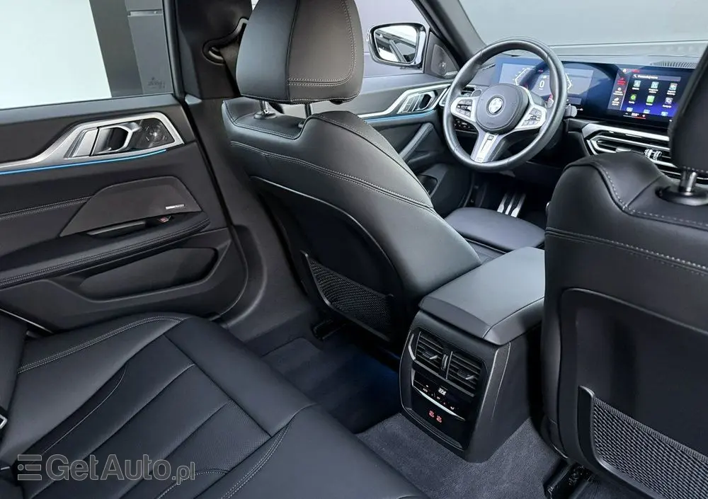 BMW Seria 4 420d xDrive Sport-Aut M Sport