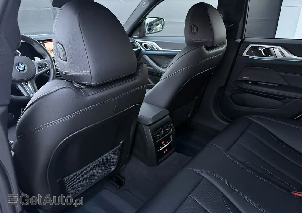 BMW Seria 4 420d xDrive Sport-Aut M Sport