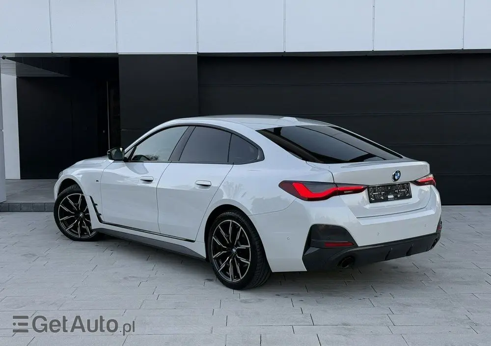 BMW Seria 4 420d xDrive Sport-Aut M Sport
