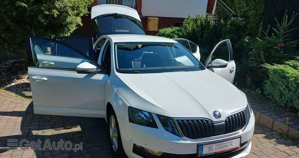 SKODA Octavia 1.5 TSI ACT Ambition DSG