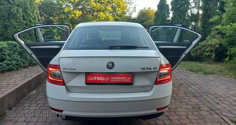 SKODA Octavia 1.5 TSI ACT Ambition DSG