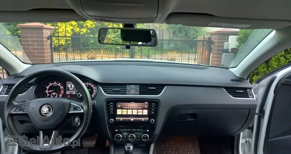 SKODA Octavia 1.5 TSI ACT Ambition DSG