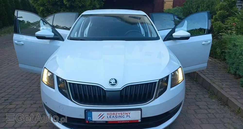 SKODA Octavia 1.5 TSI ACT Ambition DSG