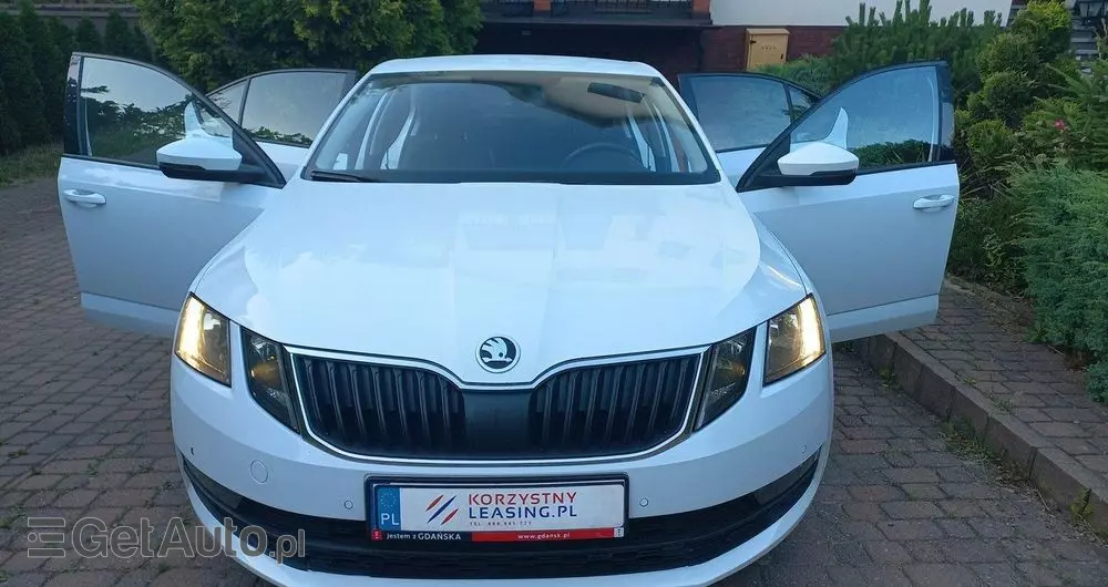 SKODA Octavia 1.5 TSI ACT Ambition DSG