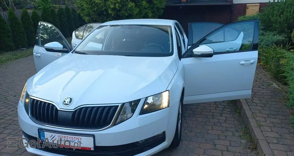 SKODA Octavia 1.5 TSI ACT Ambition DSG