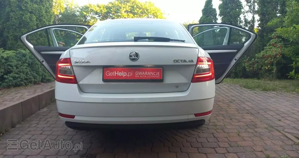 SKODA Octavia 1.5 TSI ACT Ambition DSG