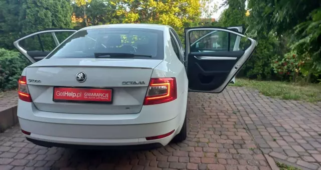 SKODA Octavia 1.5 TSI ACT Ambition DSG