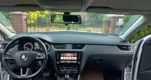 SKODA Octavia 1.5 TSI ACT Ambition DSG