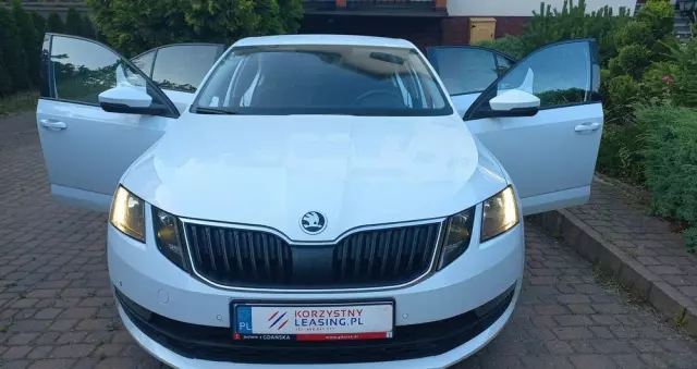 SKODA Octavia 1.5 TSI ACT Ambition DSG