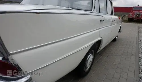MERCEDES-BENZ 220sb 