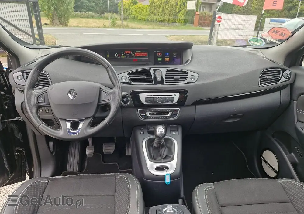 RENAULT Grand Scenic ENERGY TCe 130 BOSE EDITION