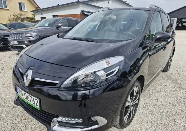 RENAULT Grand Scenic ENERGY TCe 130 BOSE EDITION