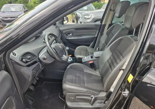 RENAULT Grand Scenic ENERGY TCe 130 BOSE EDITION