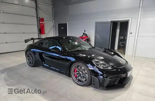 PORSCHE Cayman GT4 RS 