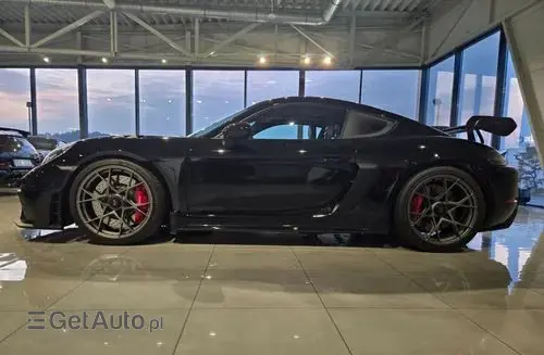 PORSCHE Cayman GT4 RS 