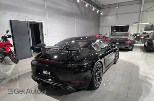 PORSCHE Cayman GT4 RS 