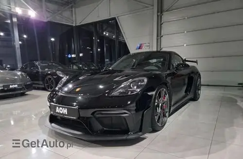 PORSCHE Cayman GT4 RS 