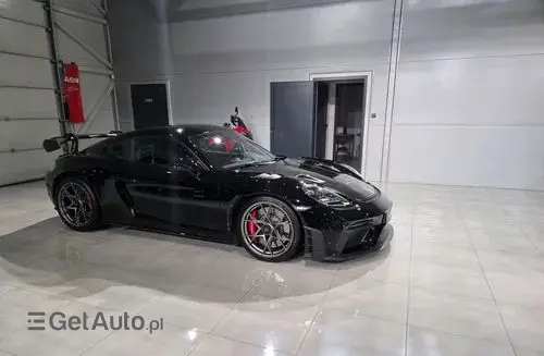 PORSCHE Cayman GT4 RS 