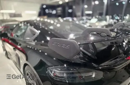 PORSCHE Cayman GT4 RS 