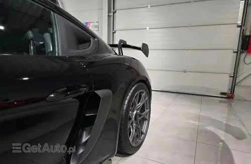 PORSCHE Cayman GT4 RS 
