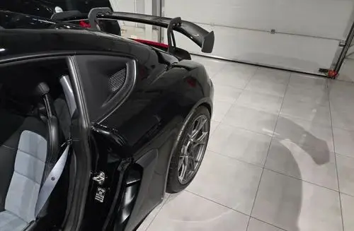 PORSCHE Cayman GT4 RS 