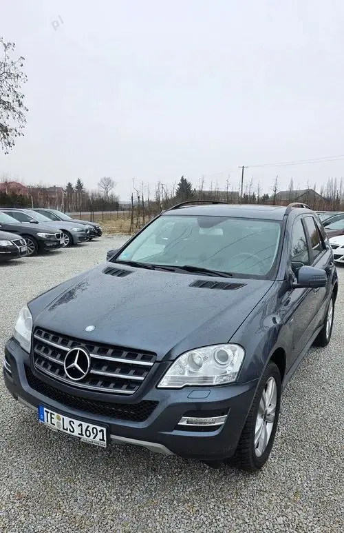 MERCEDES-BENZ ML 