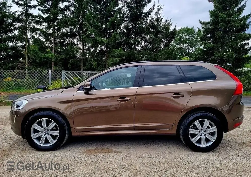 VOLVO XC 60 D3 Geartronic Momentum