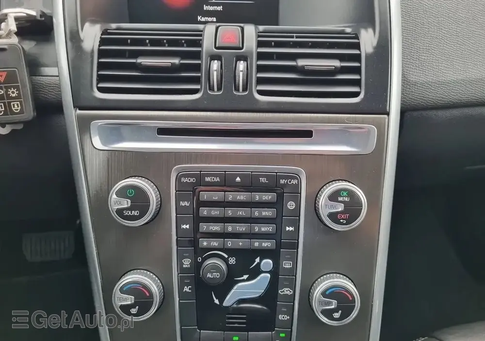 VOLVO XC 60 D3 Geartronic Momentum